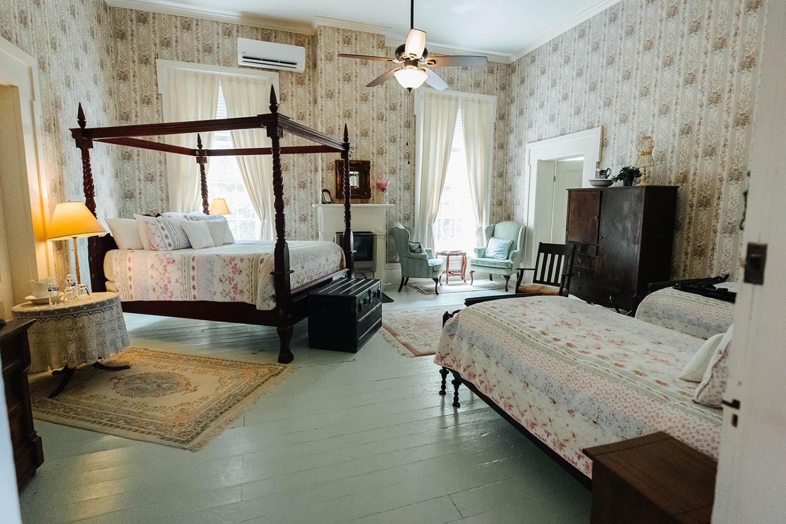 Maple Hill Manor Bed & Breakfast Springfield Εξωτερικό φωτογραφία