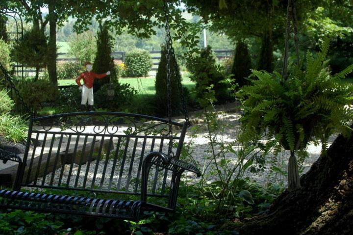 Maple Hill Manor Bed & Breakfast Springfield Εξωτερικό φωτογραφία