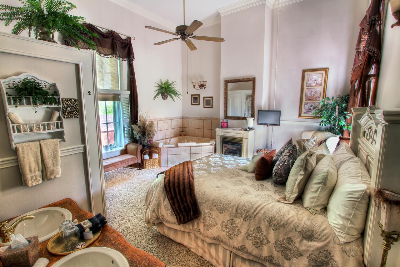 Maple Hill Manor Bed & Breakfast Springfield Εξωτερικό φωτογραφία