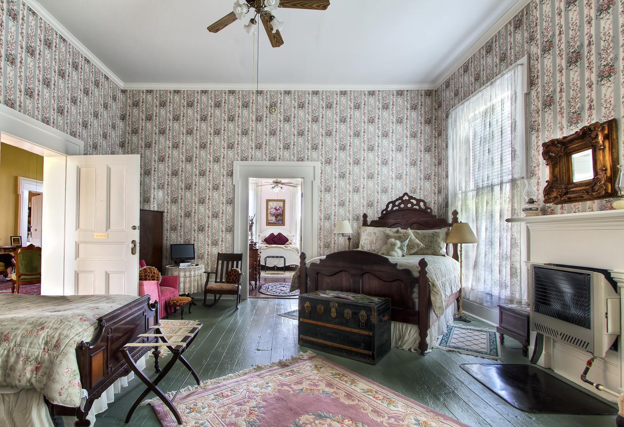 Maple Hill Manor Bed & Breakfast Springfield Εξωτερικό φωτογραφία