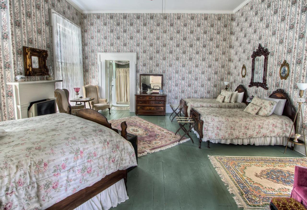 Maple Hill Manor Bed & Breakfast Springfield Εξωτερικό φωτογραφία