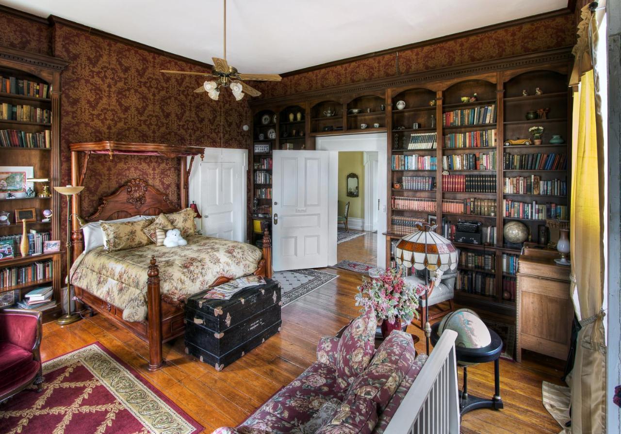 Maple Hill Manor Bed & Breakfast Springfield Εξωτερικό φωτογραφία
